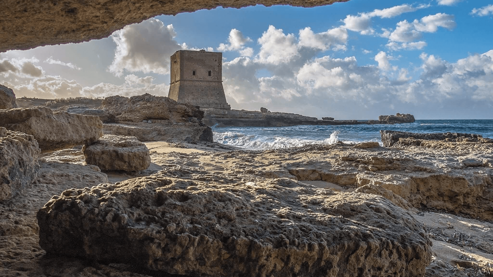 Torre Mulinazzo vista dalla grotta